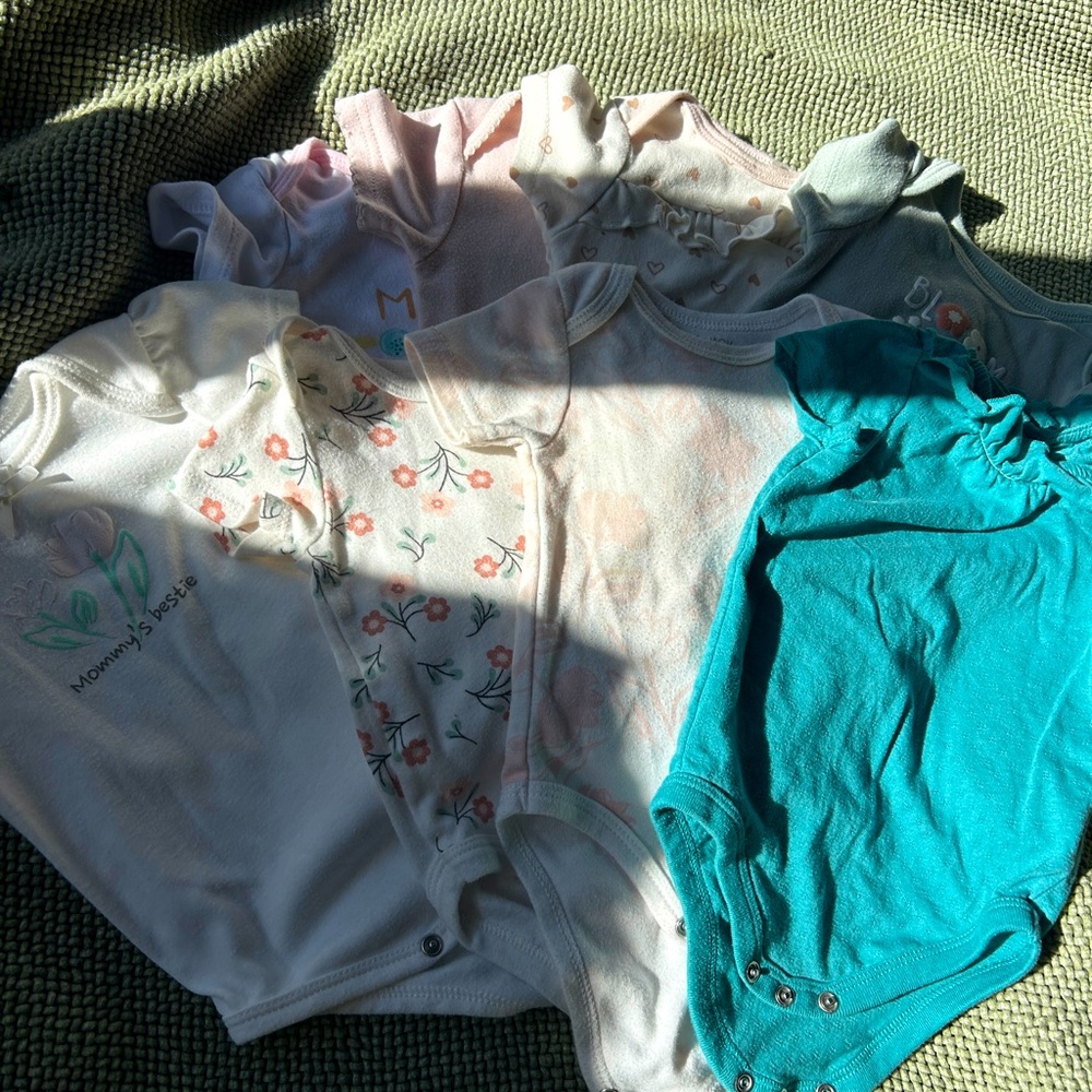 Baby Girl PACK OF 8 Short Sleeve Onesies, SIZE 6-9MO.